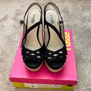 Charlotte Russe wedges size 8,black suede
